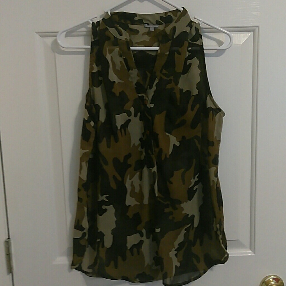 Camo sheer blouse M